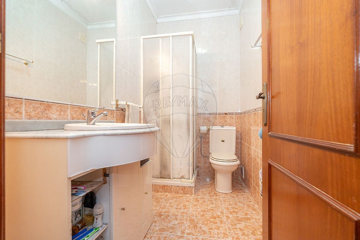 Apartamento T3 para Venda em Condeixa-A-Velha e Condeixa-A-Nova