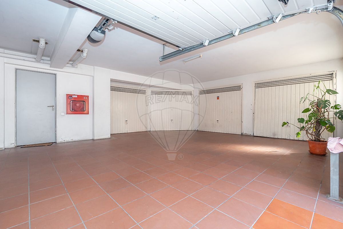 Apartamento T3 para Venda em Condeixa-A-Velha e Condeixa-A-Nova