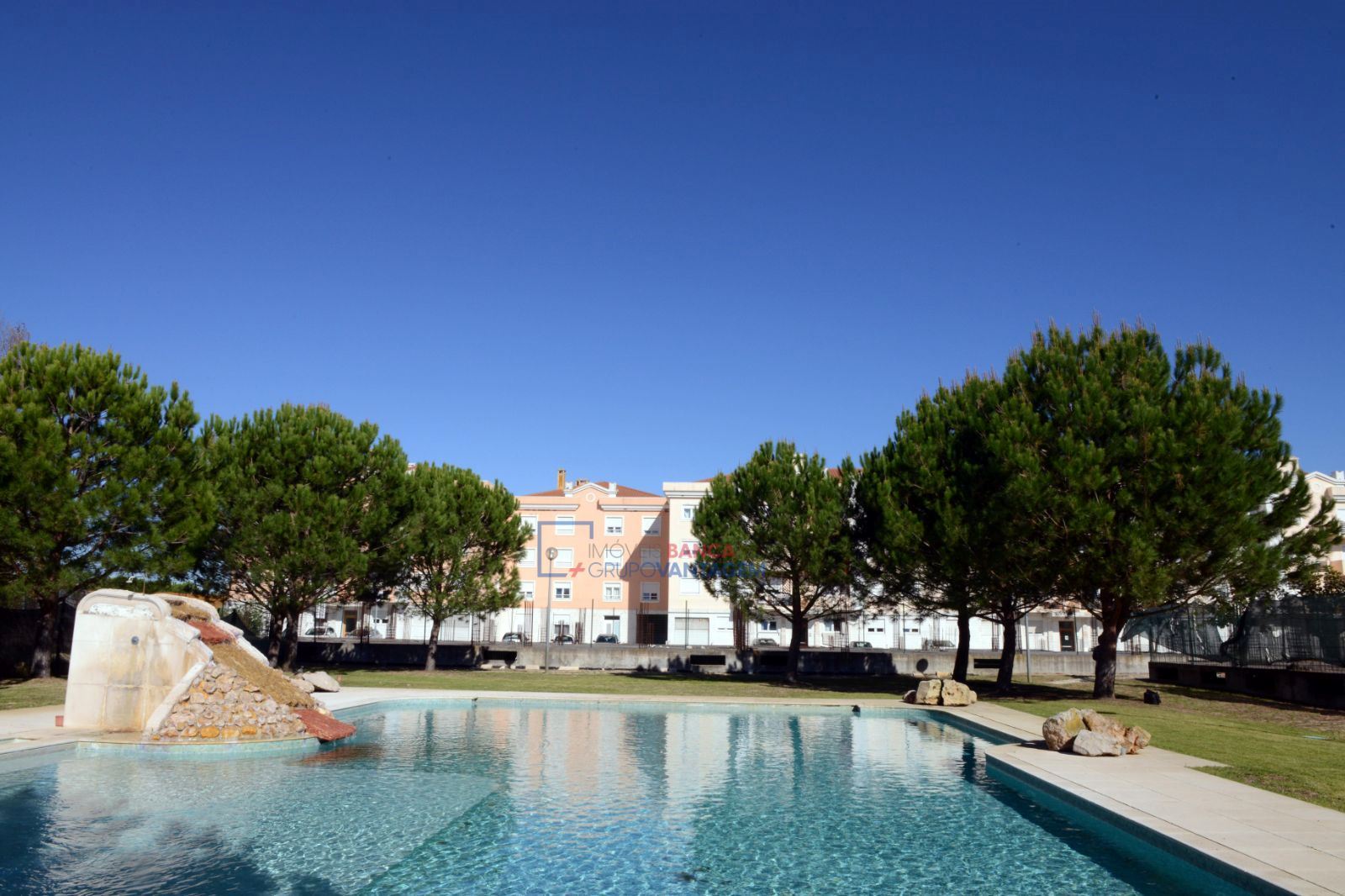 Apartamento T3 para Venda em Samora Correia