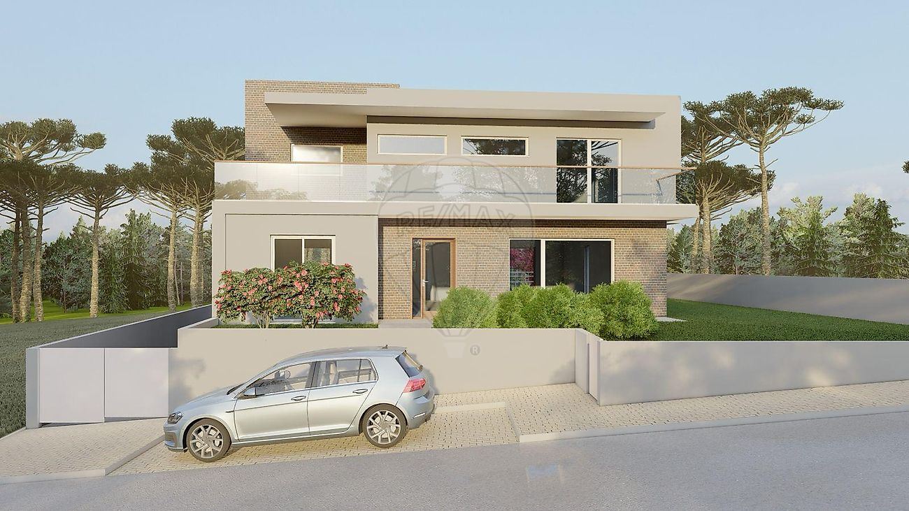 Moradia T4 para Venda em Antuzede e Vil de Matos