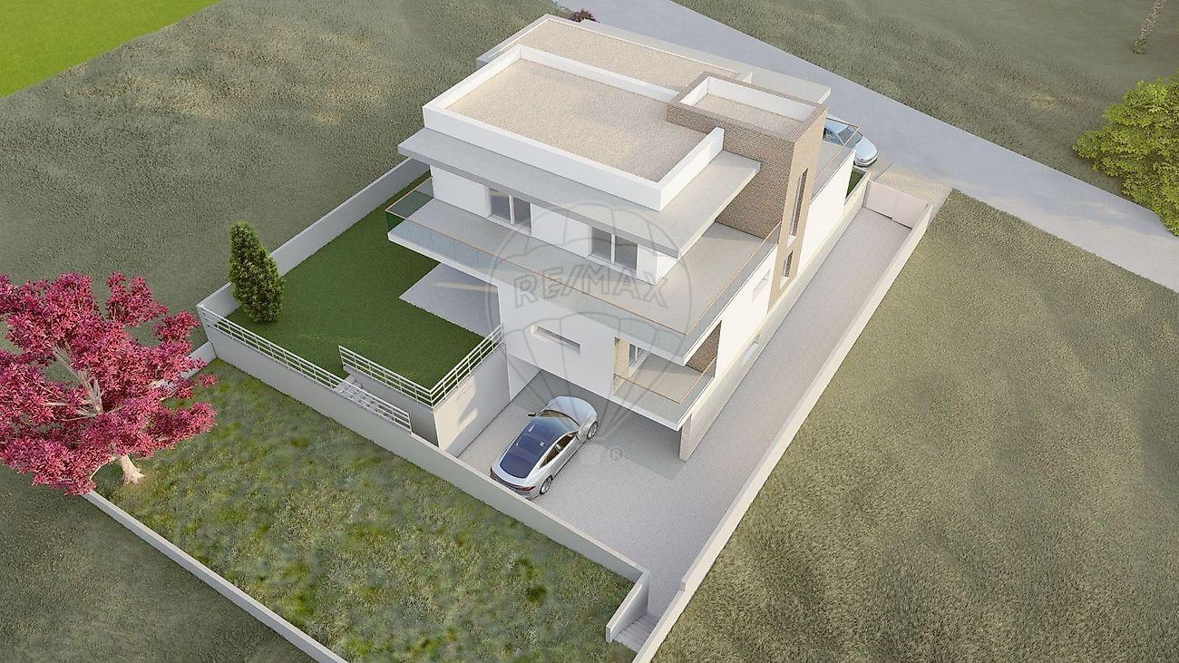 Moradia T4 para Venda em Antuzede e Vil de Matos