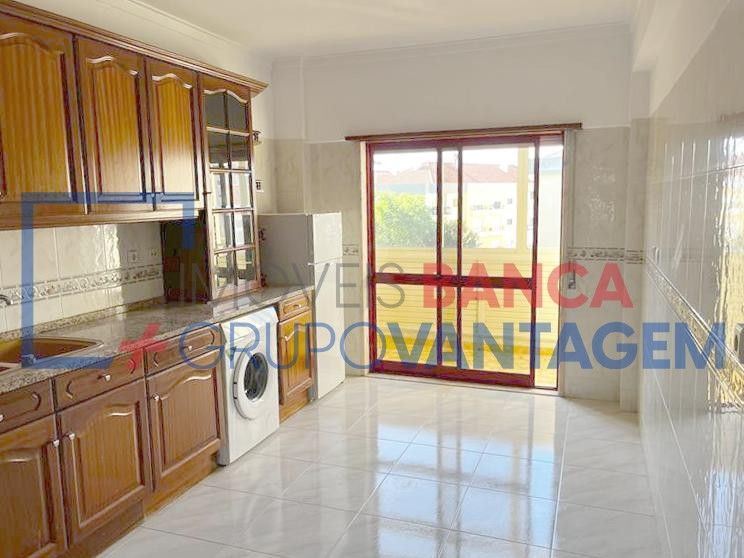 Apartamento T2 para Venda em Póvoa de Santa Iria e Forte da Casa