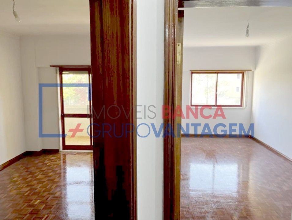 Apartamento T2 para Venda em Póvoa de Santa Iria e Forte da Casa