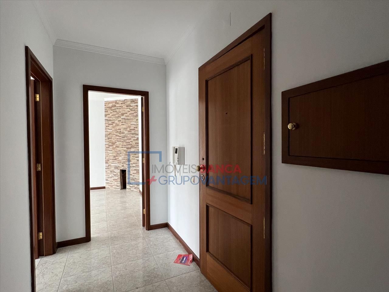 Apartamento T2 para Venda em Mafamude e Vilar do Paraíso