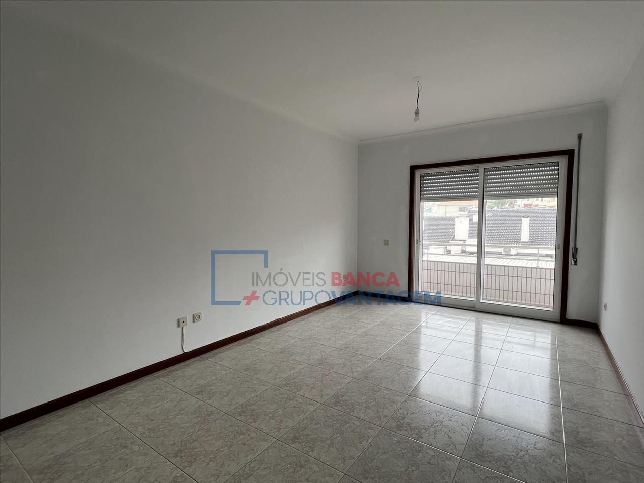 Apartamento T2 para Venda em Mafamude e Vilar do Paraíso