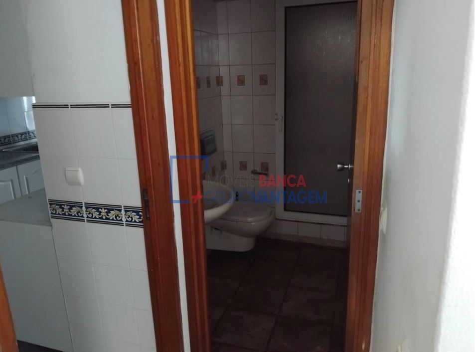 Moradia T3 para Venda em Angra (Santa Luzia)