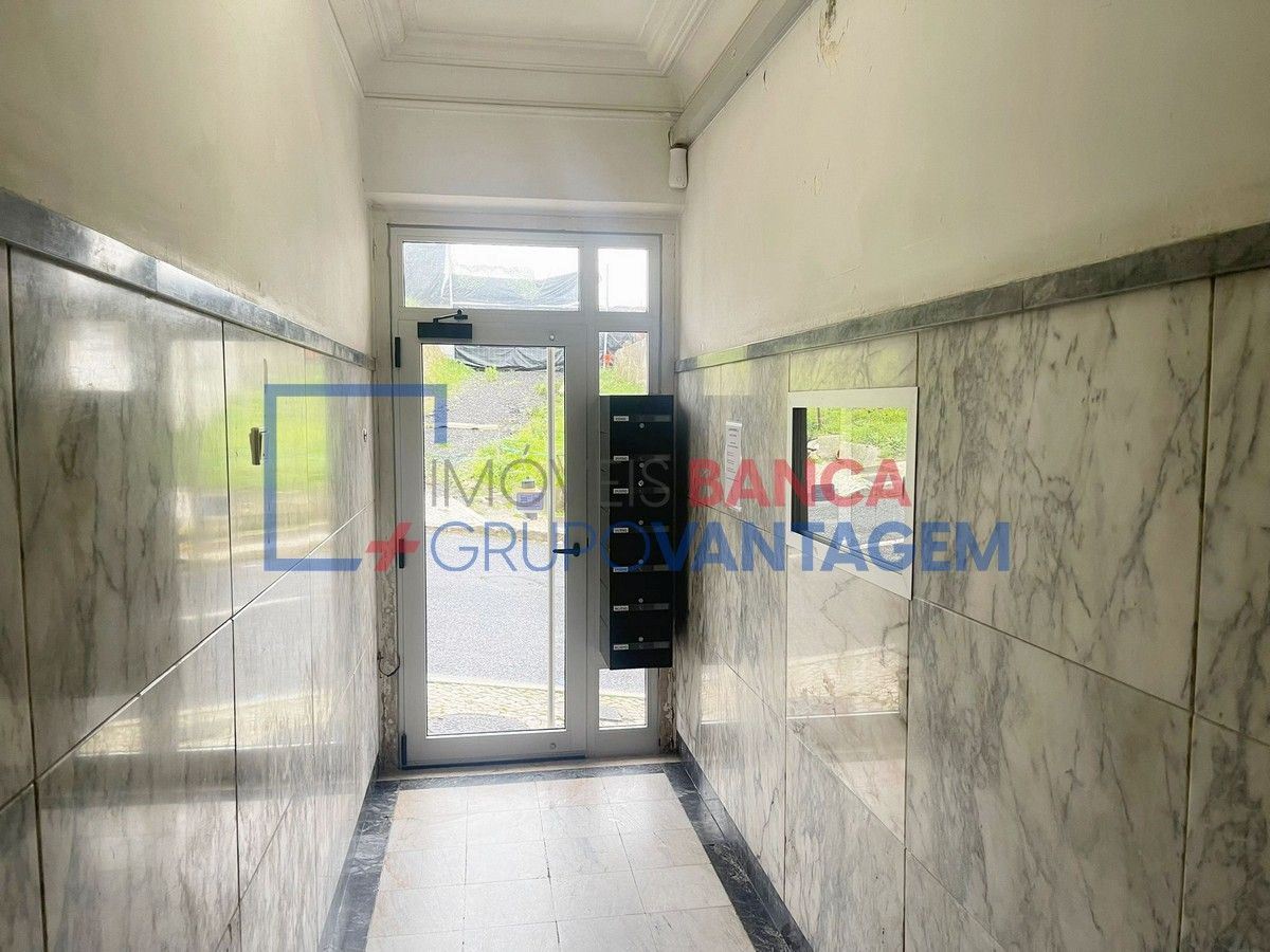 Apartamento T1 para Venda em Falagueira-Venda Nova