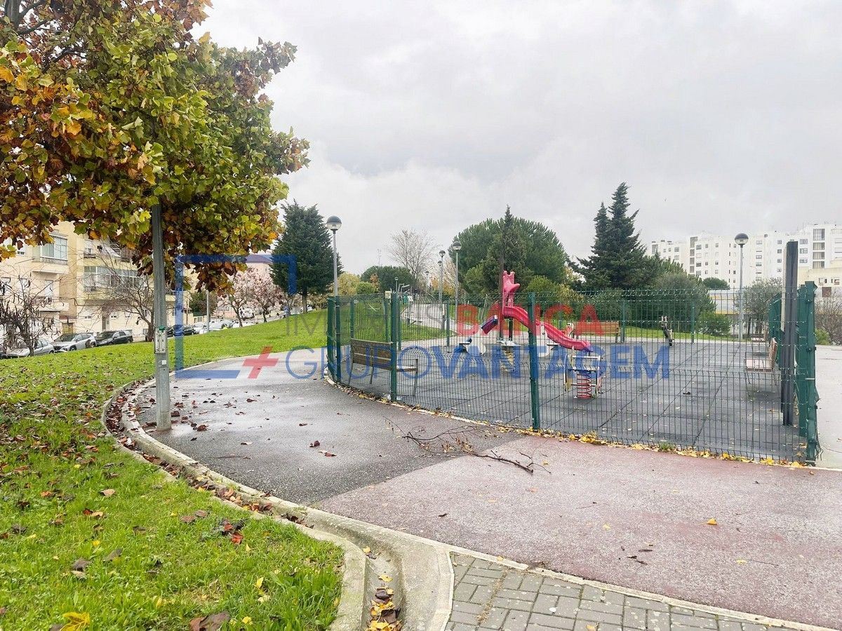 Apartamento T1 para Venda em Falagueira-Venda Nova