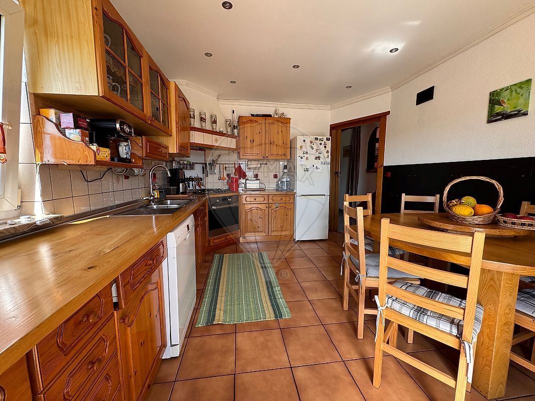 Moradia T4 para Venda em Casal Comba