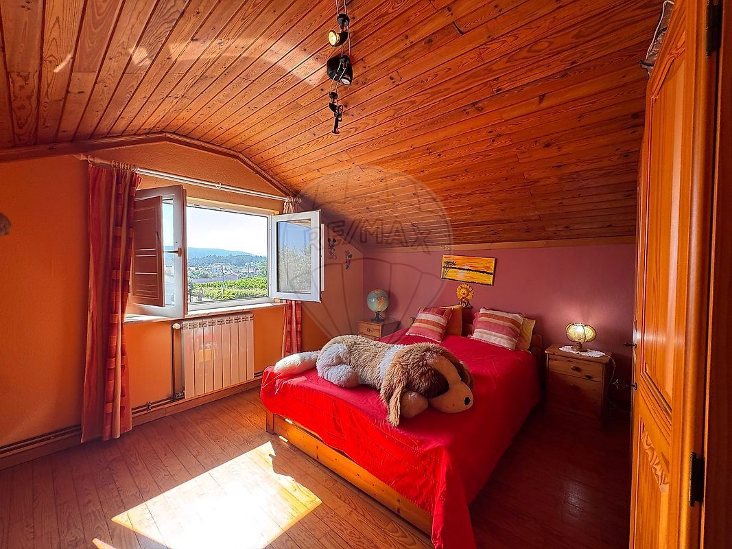 Moradia T4 para Venda em Casal Comba