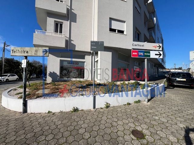 Loja para Venda em Mafamude e Vilar do Paraíso