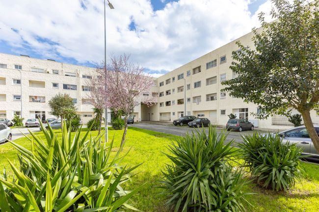 Apartamento T3 para Venda em Campo e Sobrado