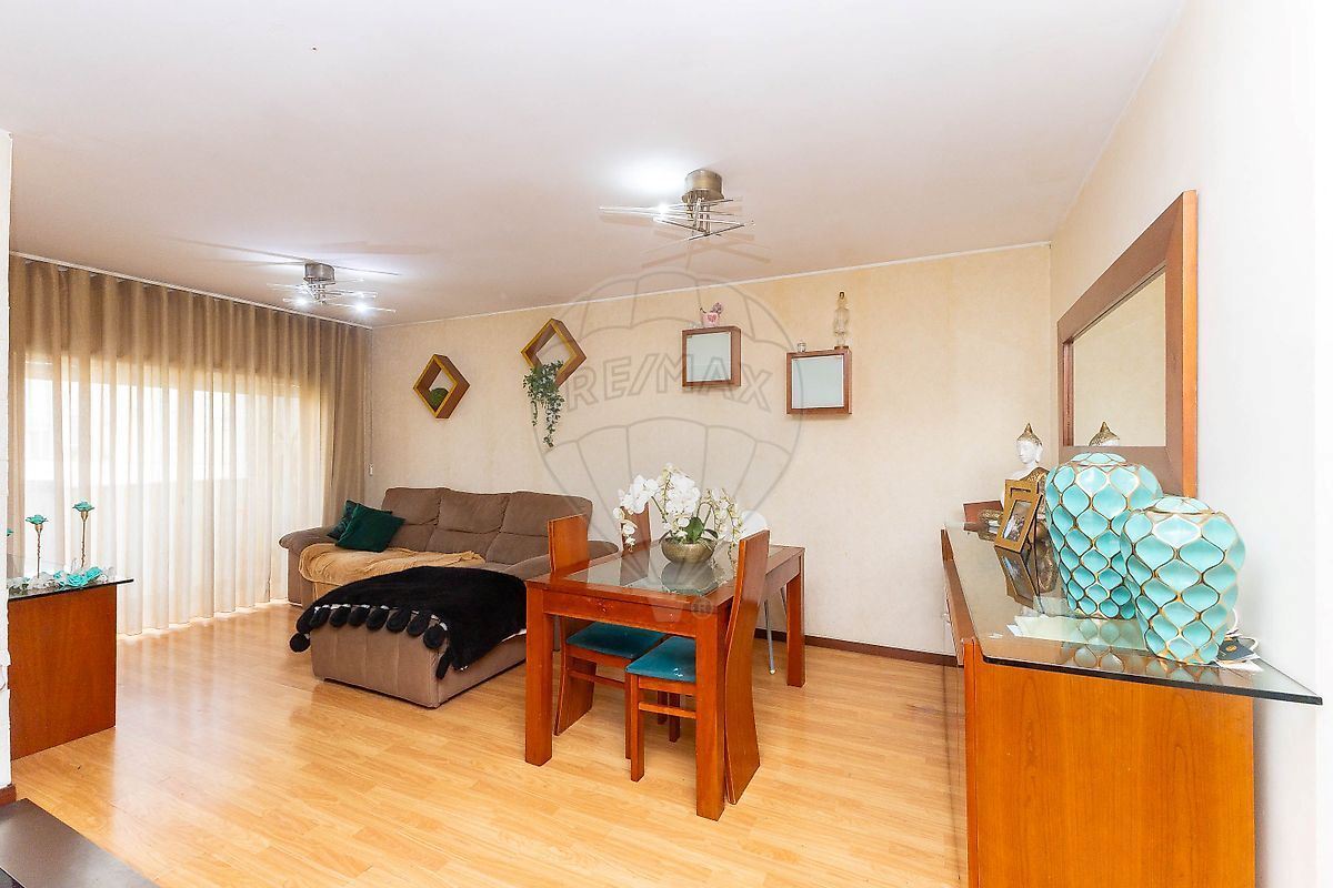 Apartamento T3 para Venda em Campo e Sobrado