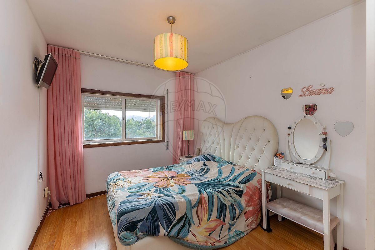 Apartamento T3 para Venda em Campo e Sobrado