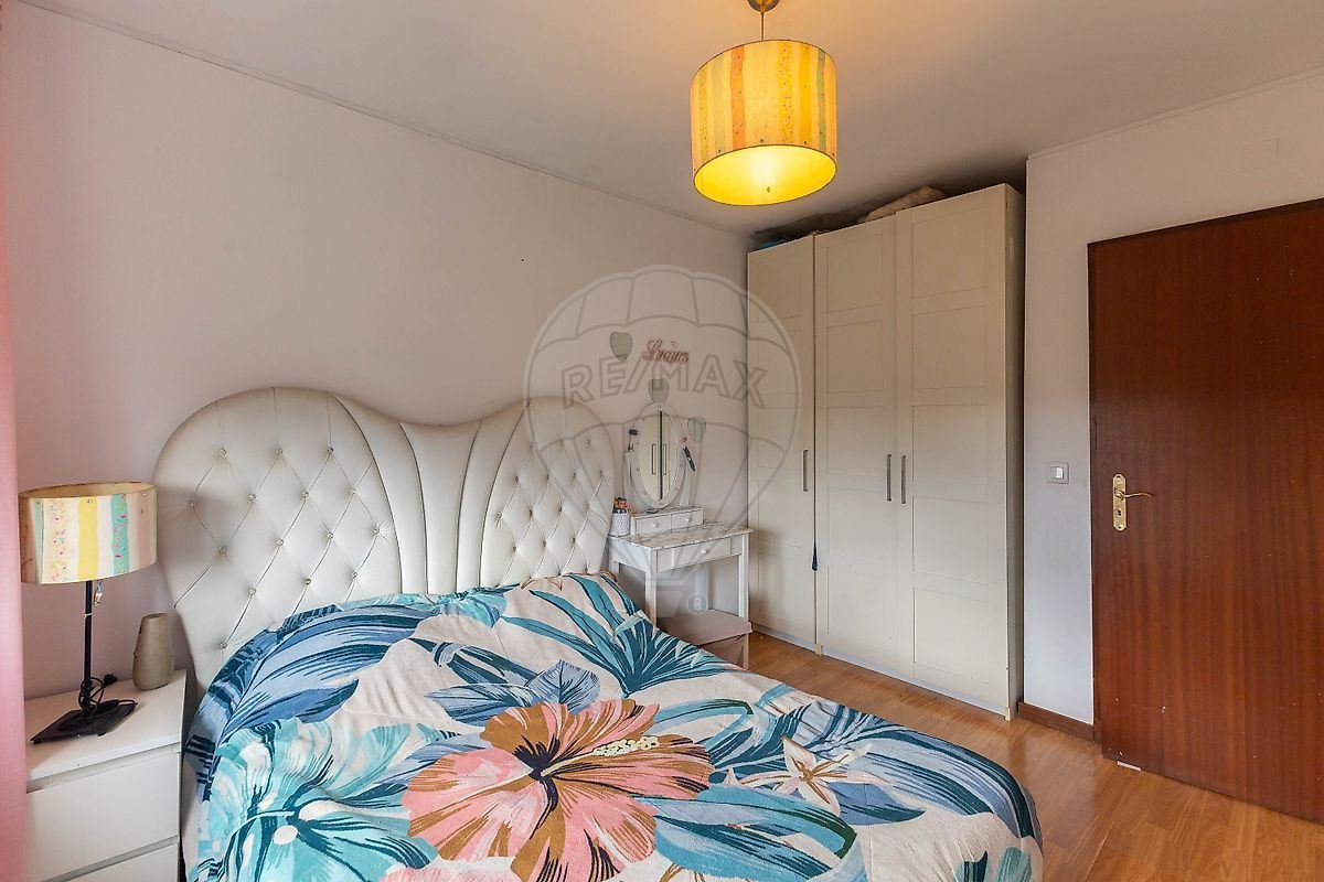 Apartamento T3 para Venda em Campo e Sobrado