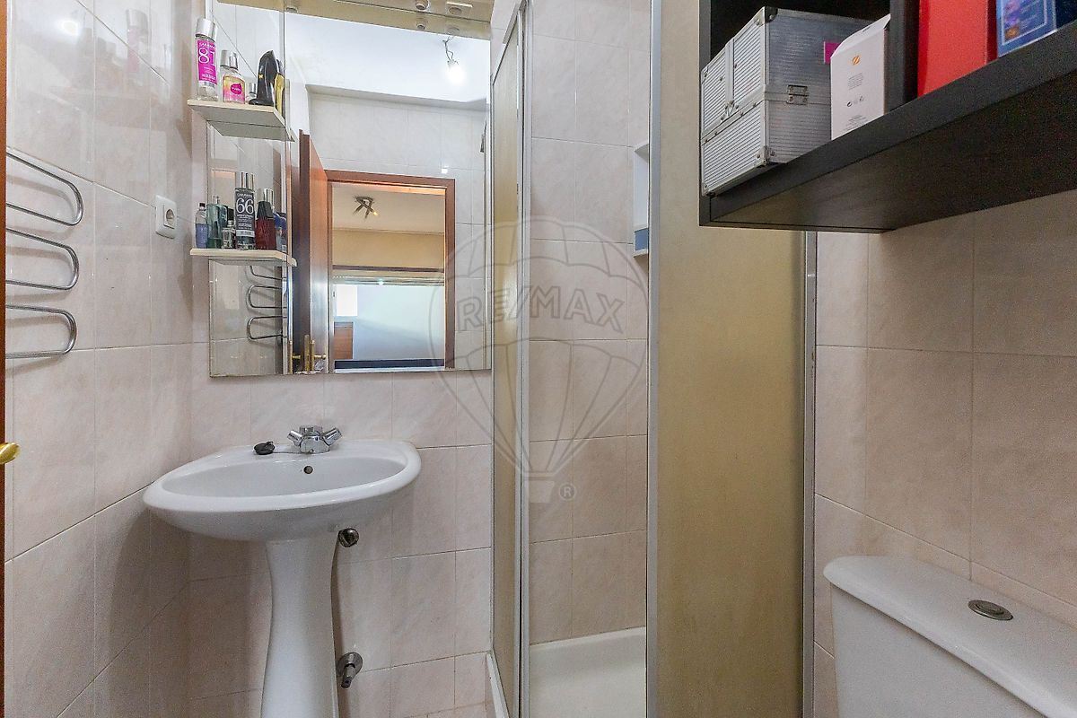 Apartamento T3 para Venda em Campo e Sobrado