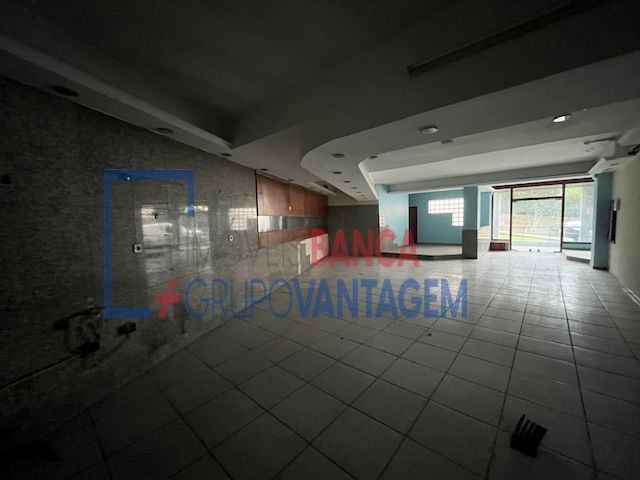 Loja para Venda em Candoso Santiago e Mascotelos