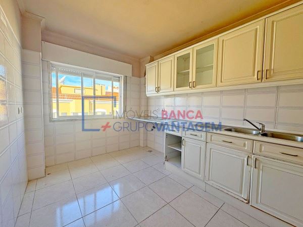 Apartamento T3, Rio De Mouro, Sintra
