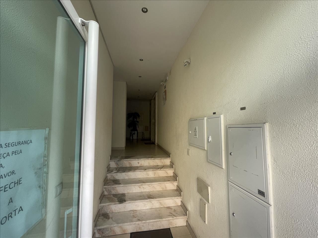 Apartamento T3 para Venda em Palhais e Coina