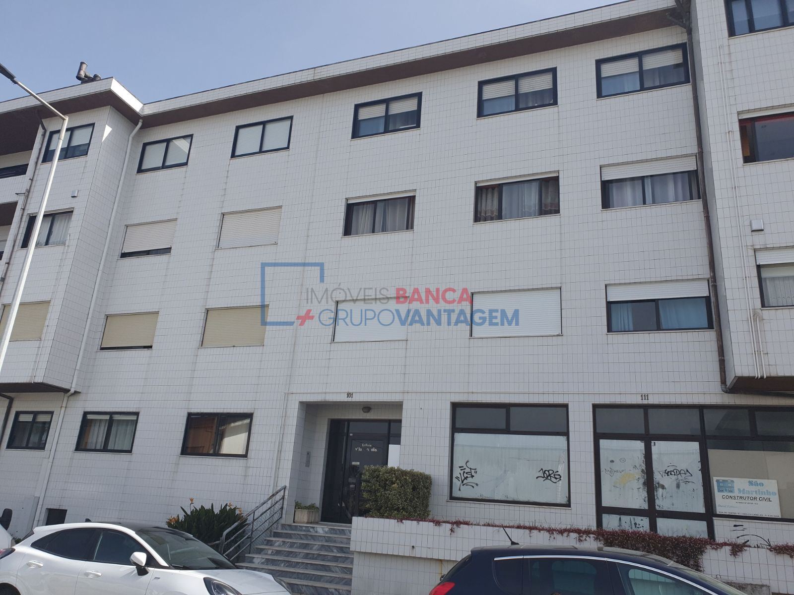 Apartamento T3 para Venda em Canelas