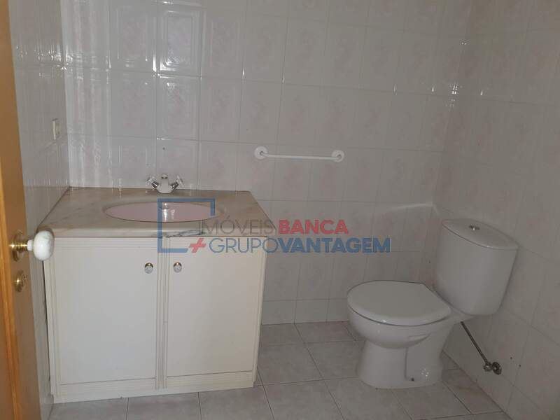 Apartamento T3 para Venda em Canelas