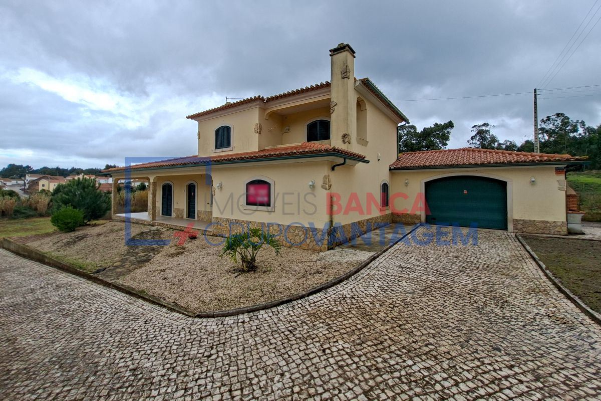 Moradia T4 para Venda em Ramalhal