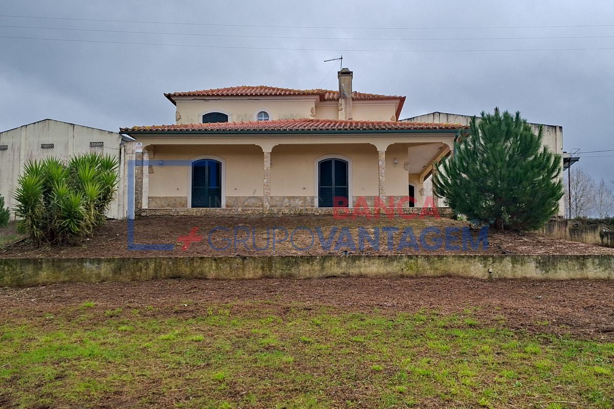 Moradia T4 para Venda em Ramalhal