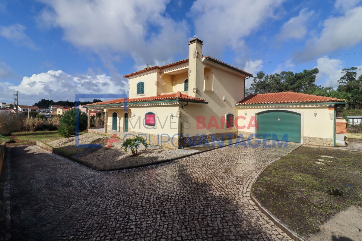 Moradia T4 para Venda em Ramalhal