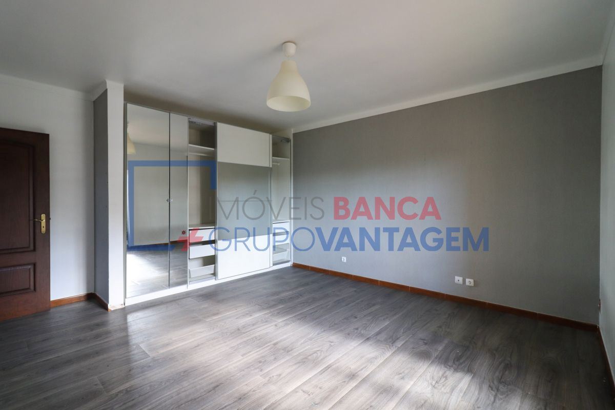 Moradia T4 para Venda em Ramalhal