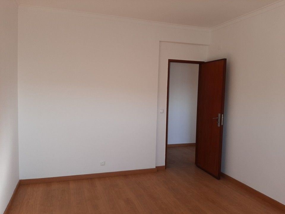 Apartamento T3 para Venda em Agualva e Mira-Sintra