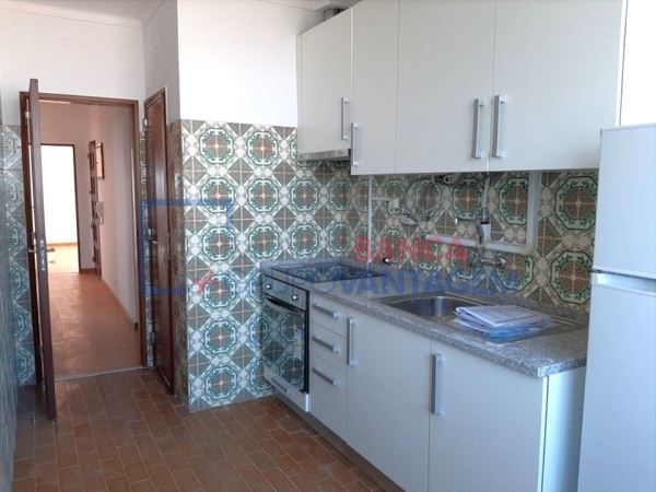 Apartamento T3 Com 129 M2, Em Agualva Sintra