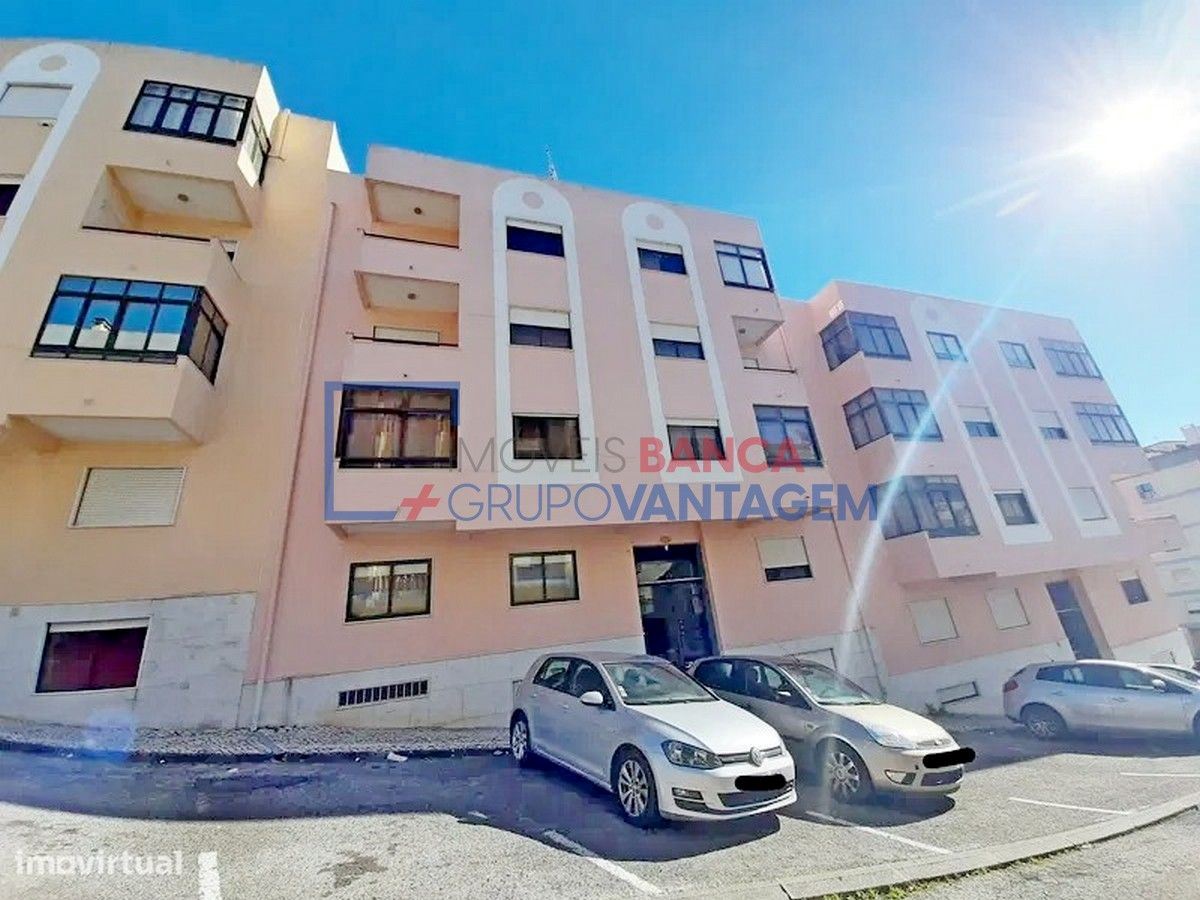 Apartamento T1 para Venda em Queluz e Belas