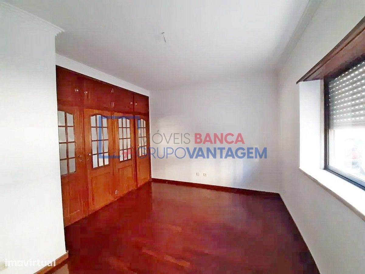 Apartamento T1 para Venda em Queluz e Belas