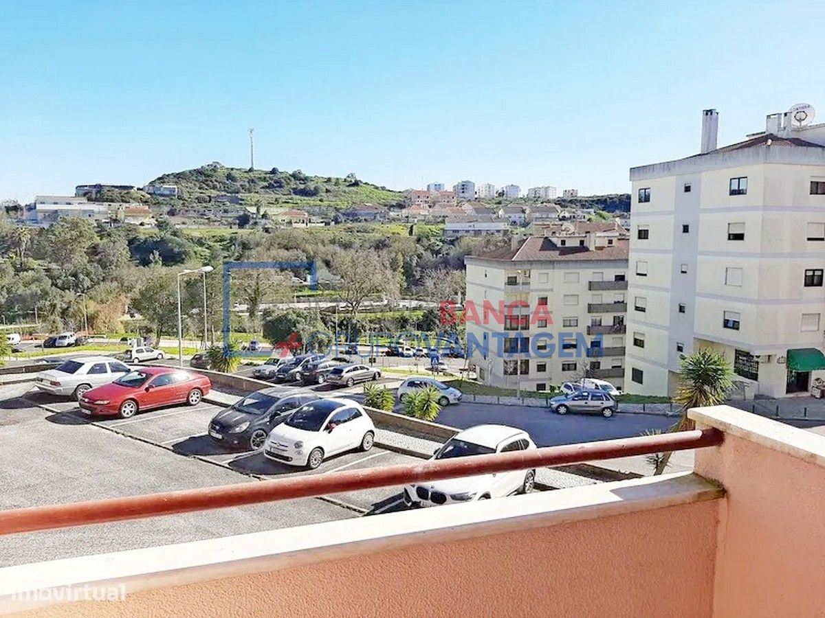 Apartamento T1 para Venda em Queluz e Belas