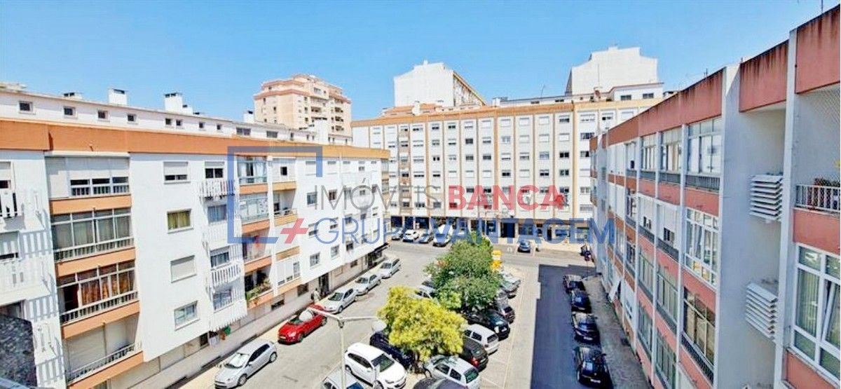 Apartamento T1 para Venda em Queluz e Belas