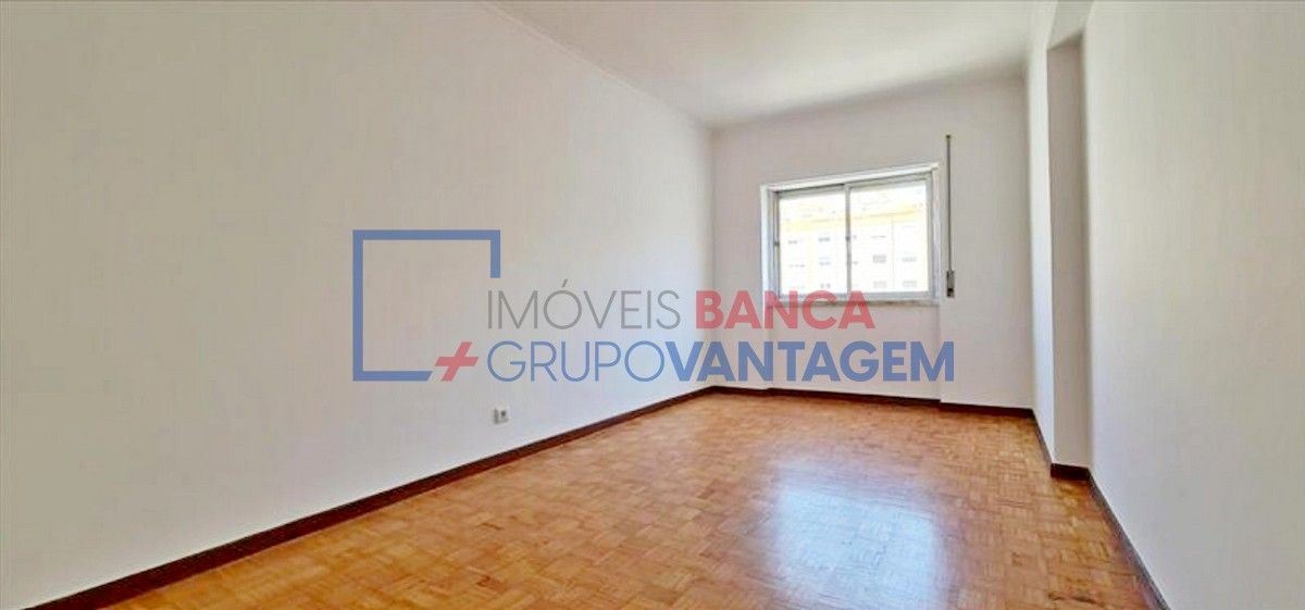Apartamento T1 para Venda em Queluz e Belas