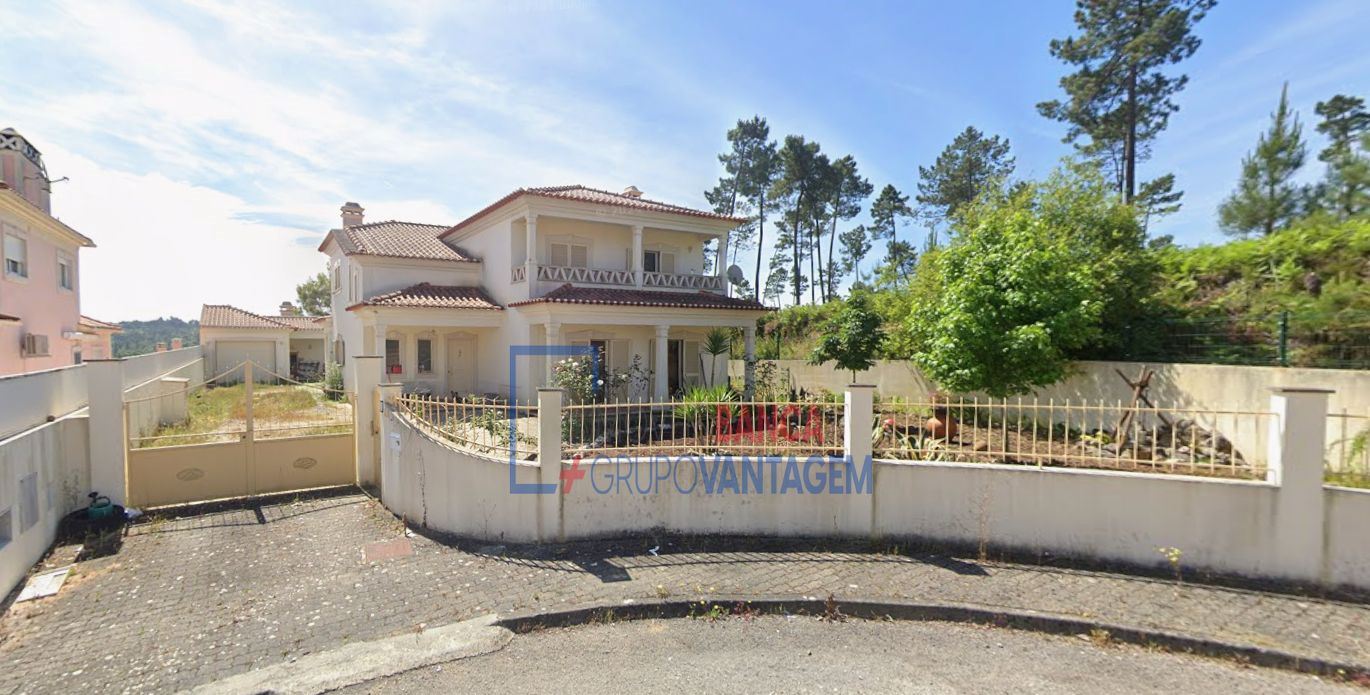 Moradia T4 para Venda em Seiça