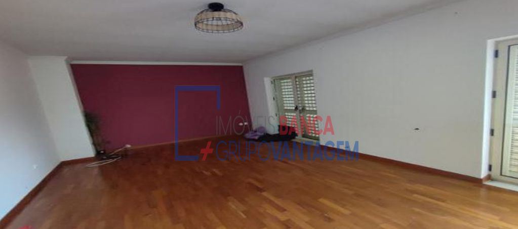 Moradia T4 para Venda em Seiça