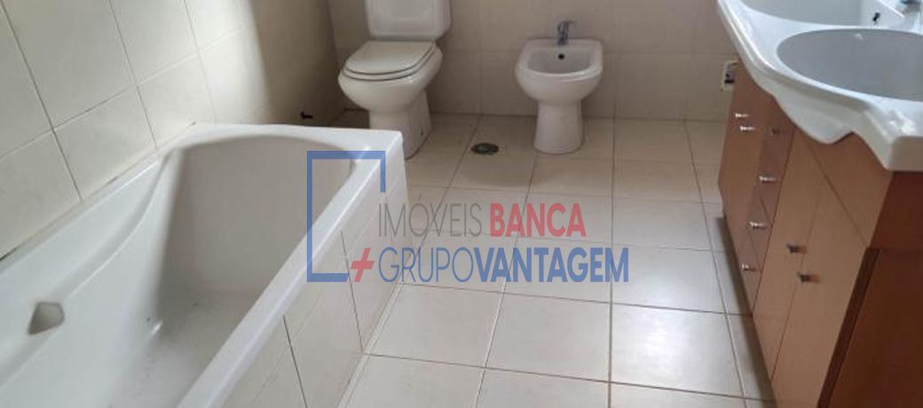 Moradia T4 para Venda em Seiça