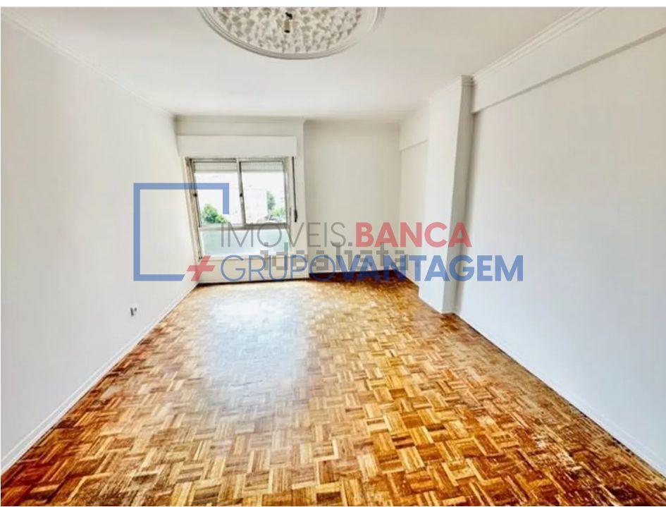 Apartamento T2 para Venda em Agualva e Mira-Sintra