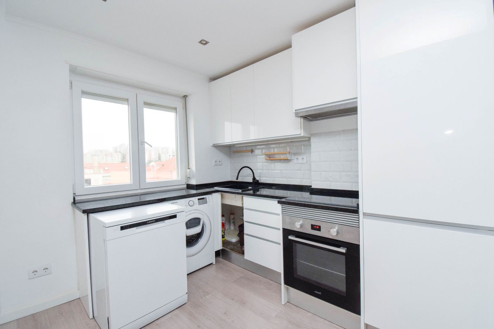 Apartamento T2 para Venda em Algueirão-Mem Martins