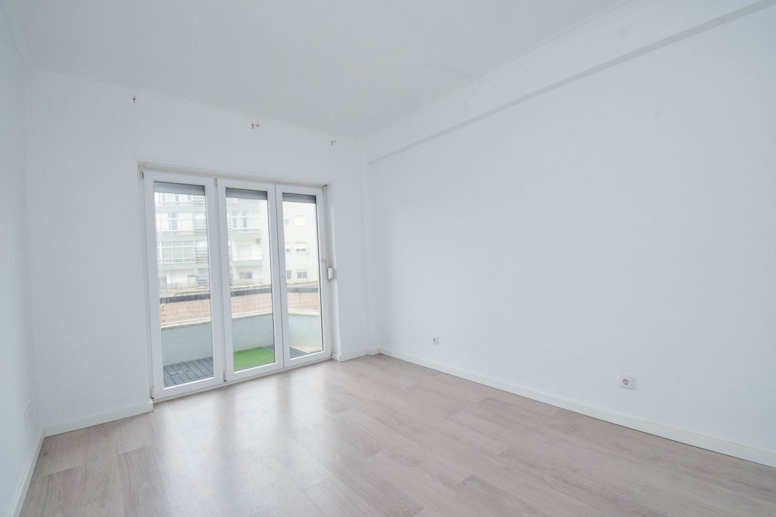 Apartamento T2 para Venda em Algueirão-Mem Martins