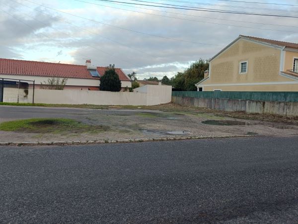 Terreno Urbano Cheganças, 477 M2- Alenquer