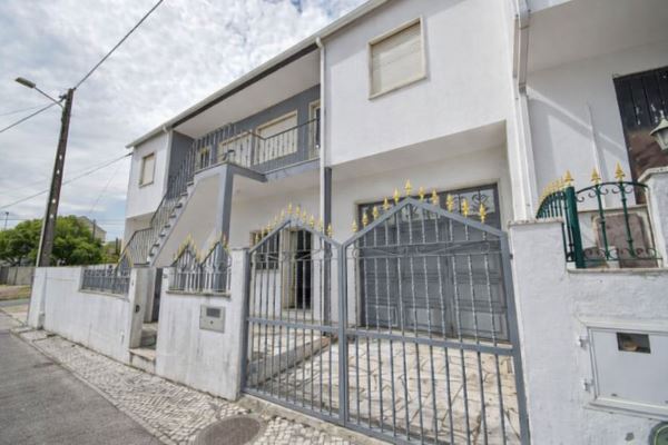 Prédio À Venda Em Odivelas