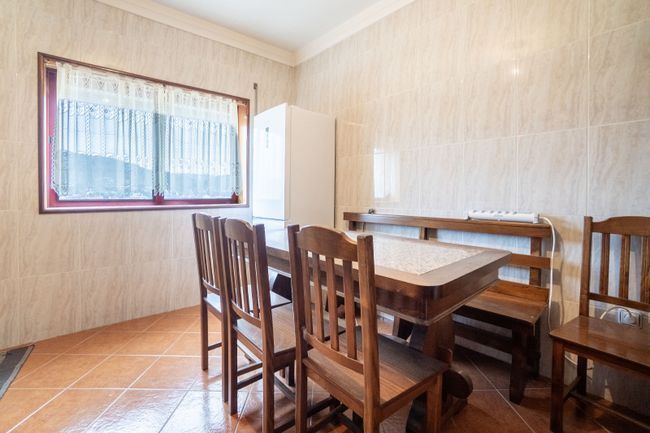 Apartamento T4 para Venda em Ferreiros, Prozelo e Besteiros
