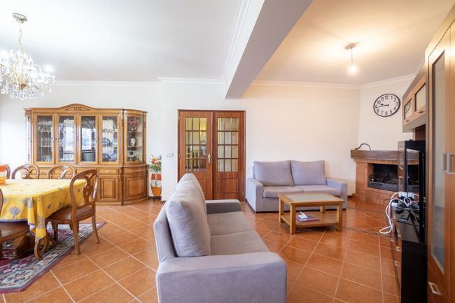 Apartamento T4 para Venda em Ferreiros, Prozelo e Besteiros
