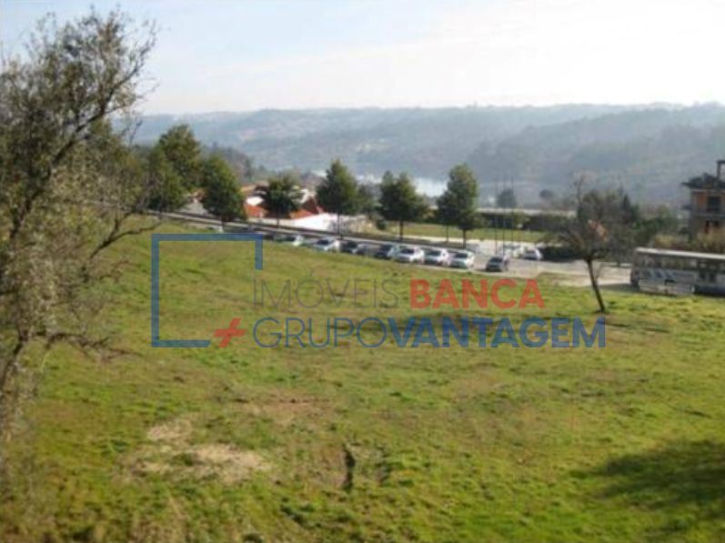 Terreno P/ Prédio para Venda em Santa Comba Dão e Couto do Mosteiro