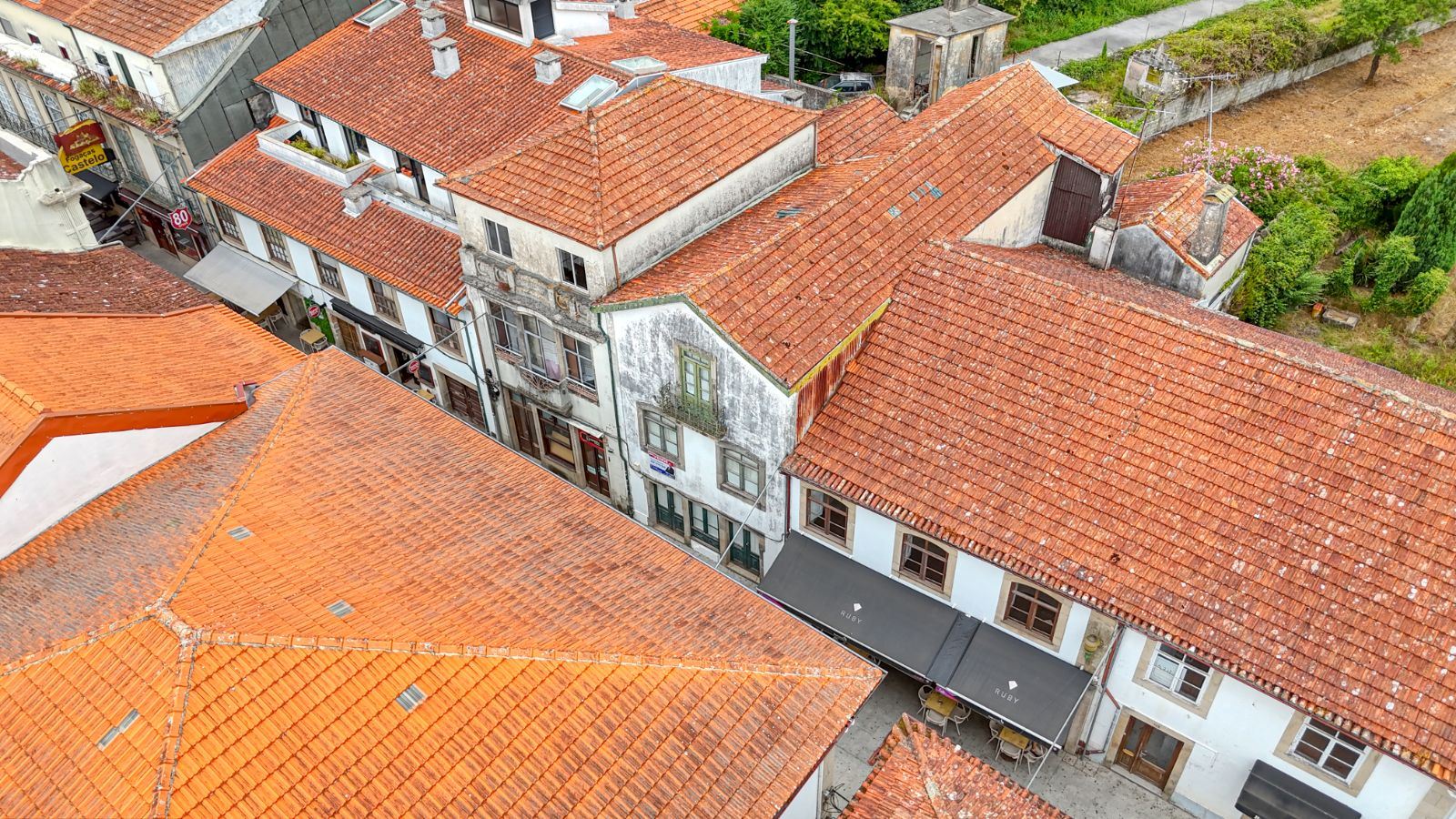 Moradia T6 para Venda em Santa Maria da Feira, Travanca, Sanfins e Espargo