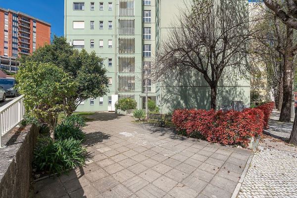 Apartamento T4 Duplex À Venda Em Vale Das Flores, Coimbra  