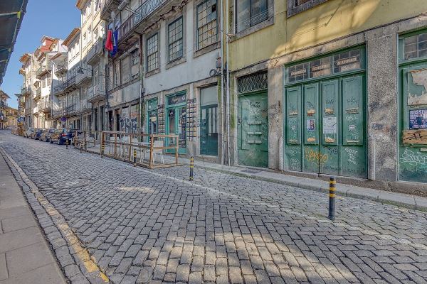 Prédio Histórico No Coração Da Baixa Do Porto